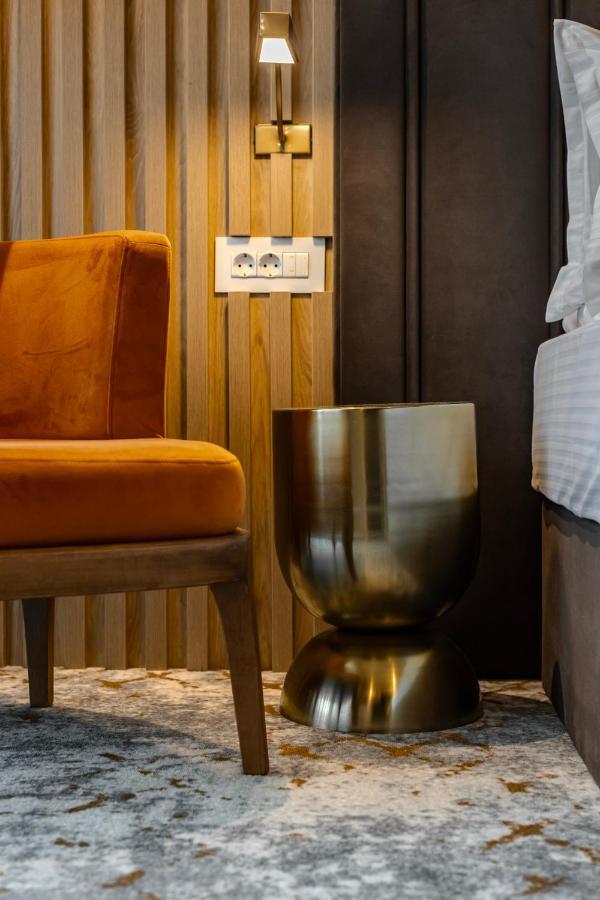 Hotel Branco ทิมิชัวรา ภายนอก รูปภาพ