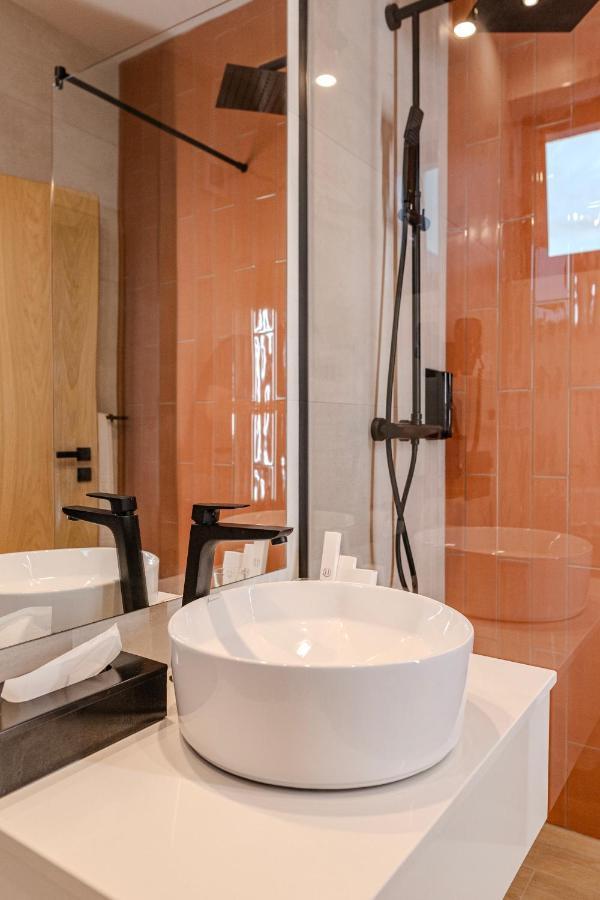 Hotel Branco ทิมิชัวรา ภายนอก รูปภาพ
