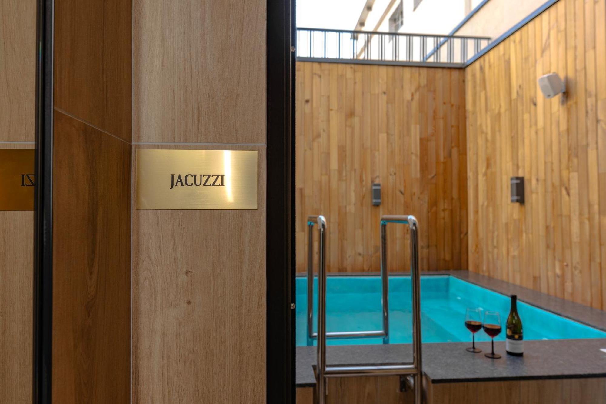 Hotel Branco ทิมิชัวรา ภายนอก รูปภาพ