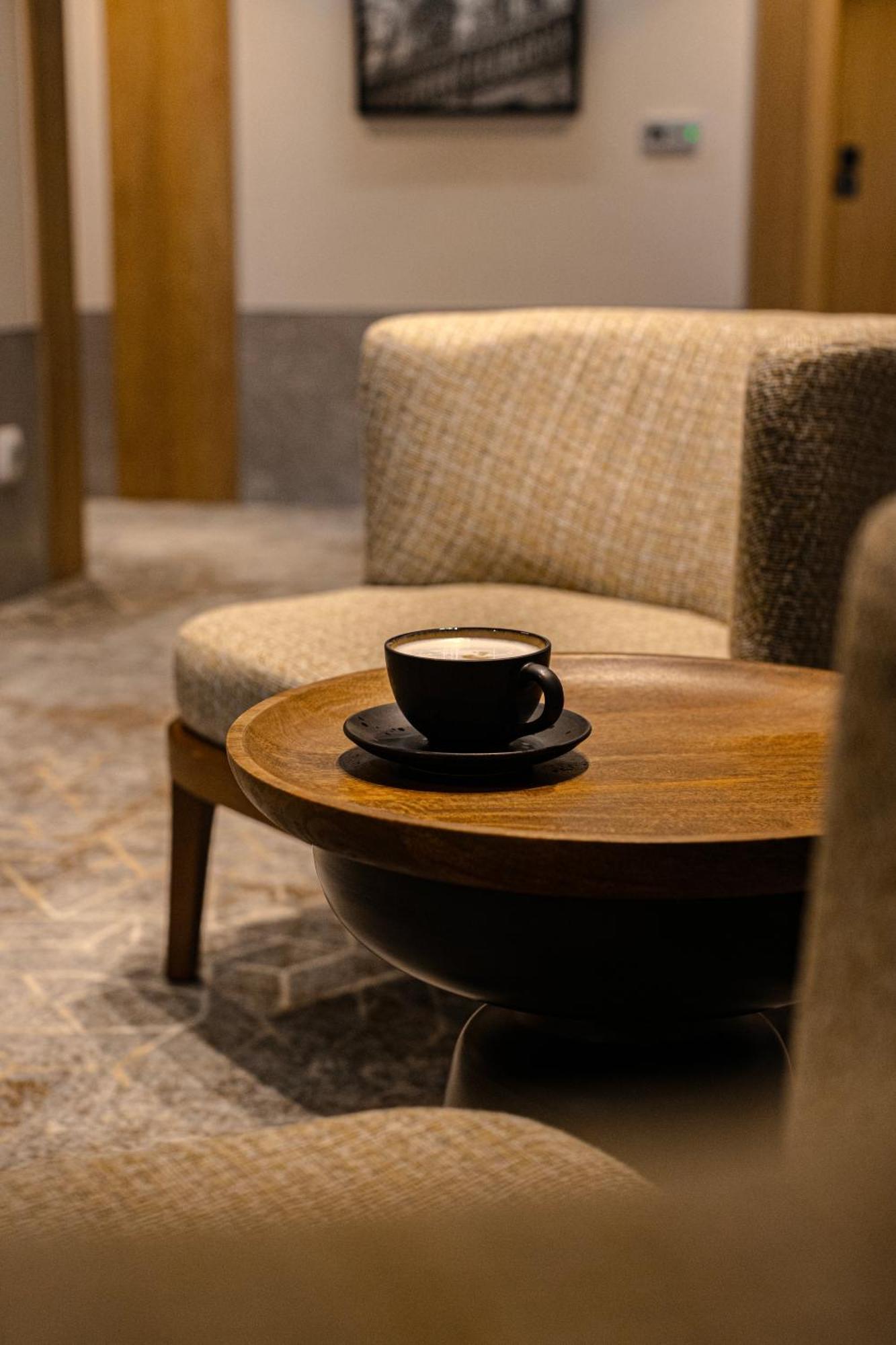 Hotel Branco ทิมิชัวรา ภายนอก รูปภาพ