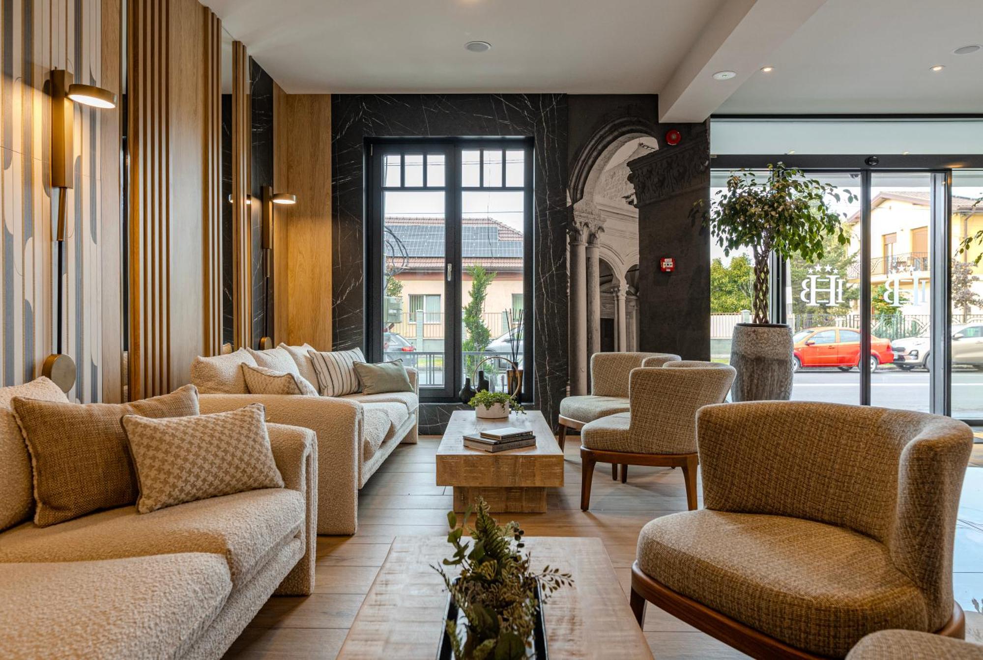 Hotel Branco ทิมิชัวรา ภายนอก รูปภาพ