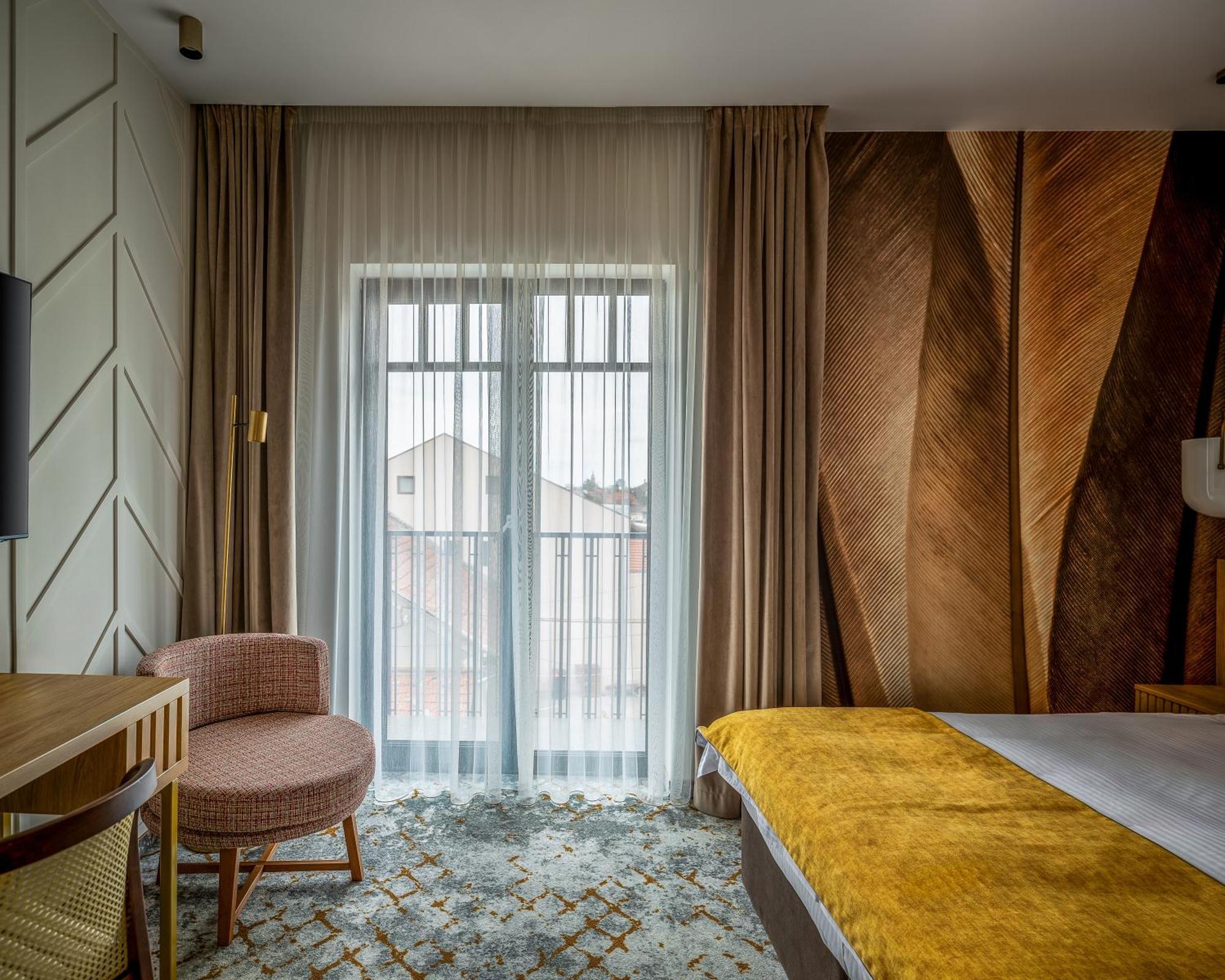 Hotel Branco ทิมิชัวรา ภายนอก รูปภาพ